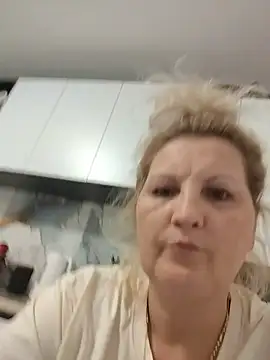 Divineblond online show from 03/16/26, 10:34