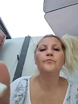 Divineblond online show from 06/13/26, 06:06
