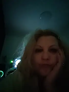 Divineblond online show from 02/24/26, 04:30