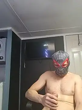 bwcloverboy2 online show from 05/18/26, 03:50