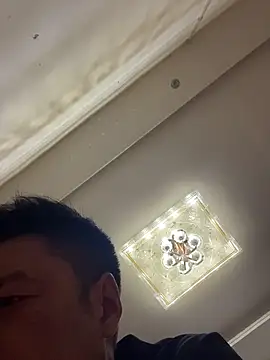 MM-VV666 online show from 04/28/26, 08:19