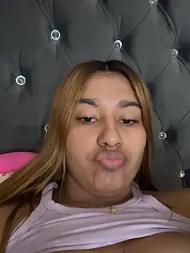 CloeSmithaa online show from 05/04/26, 06:06