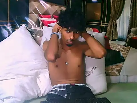 SubmissiveStallion69 online show from 04/22/26, 11:50