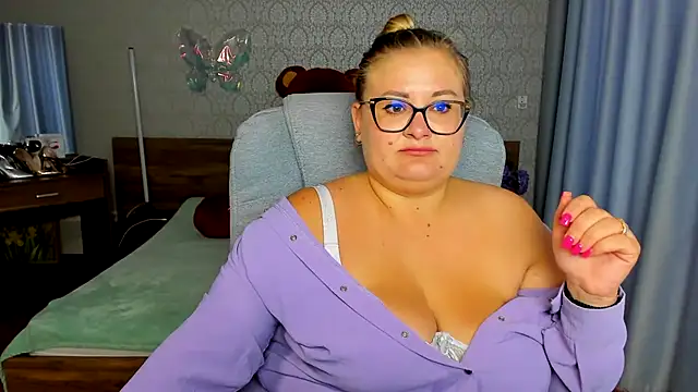 IrenRori online show from 07/29/26, 07:18
