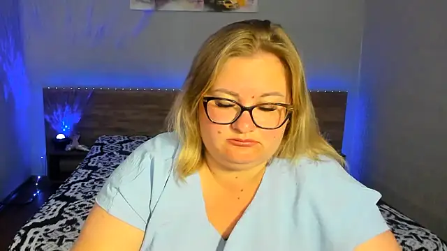 IrenRori online show from 05/25/26, 06:12