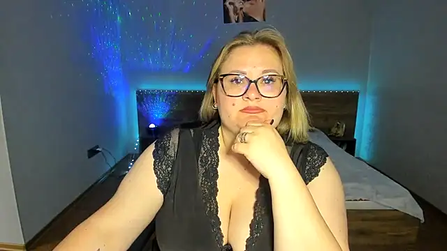 IrenRori online show from 05/05/26, 06:38