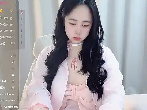 Hanzaizai32902 online show from 04/22/26, 04:14