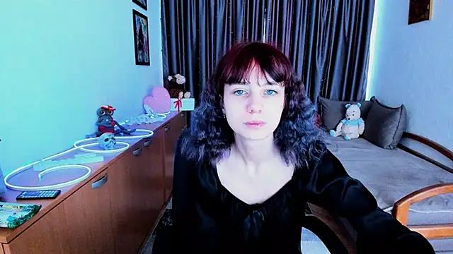 MiniLysii online show from 06/11/26, 06:10