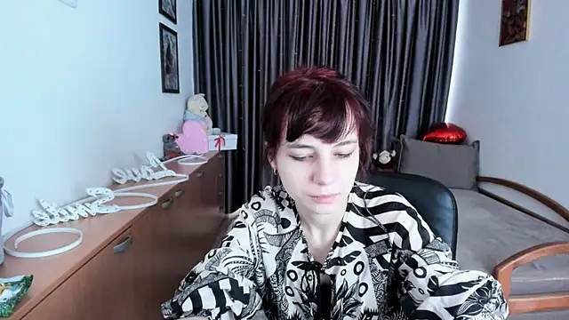 MiniLysii online show from 05/17/26, 05:40