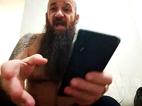 Snapshot of duzzarulz421 chatting on 07/11/26, 03:56 duzzarulz421 online show from 07/11/26, 03:56