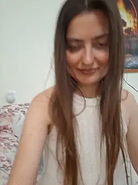 Snapshot of Alba2331 chatting on 05/22/26, 12:25 Alba2331 online show from 05/22/26, 12:25