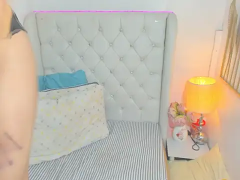 Hailey Harper online show from 05/26/26, 11:52