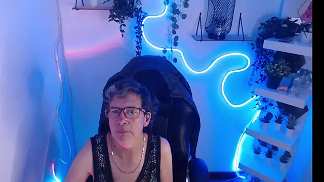 Snapshot of selena_ferreira chatting on 05/07/26, 11:24 selena ferreira online show from 05/07/26, 11:24