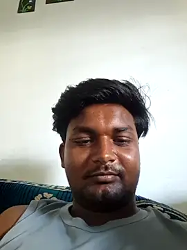 Gujju here online show from 04/24/26, 02:02