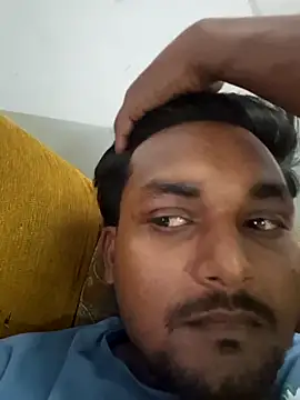 Gujju here online show from 05/14/26, 01:41