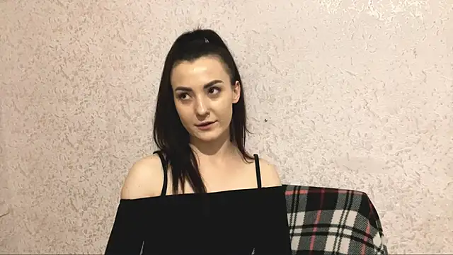 Madisonlovx online show from 04/22/26, 11:11