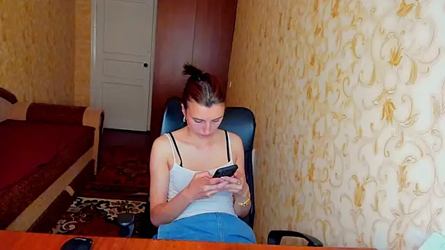 MilaShka29 online show from 06/19/26, 10:21