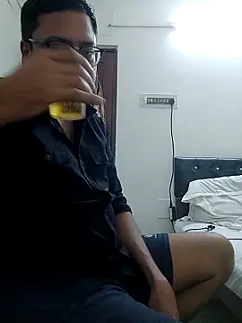 TamilRedchilli online show from 05/07/26, 04:32