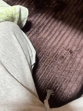 EhSOKYXZrU24451 online show from 04/23/26, 03:46