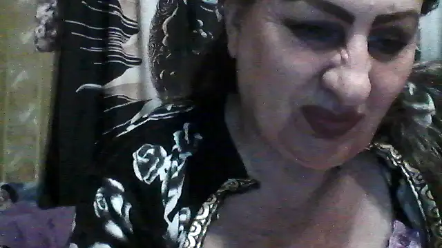 LoaqLovew online show from 06/03/26, 07:42