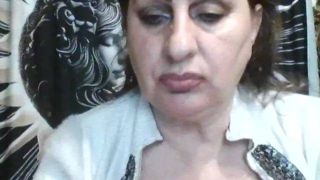 LoaqLovew online show from 04/30/26, 01:51