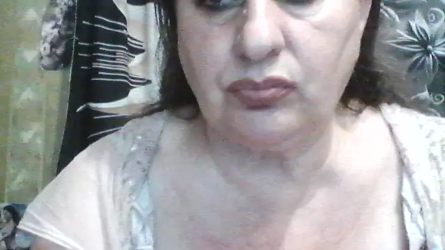 LoaqLovew online show from 06/10/26, 08:37