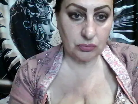 LoaqLovew online show from 04/26/26, 08:33