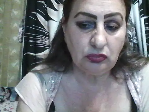 LoaqLovew online show from 05/24/26, 09:09