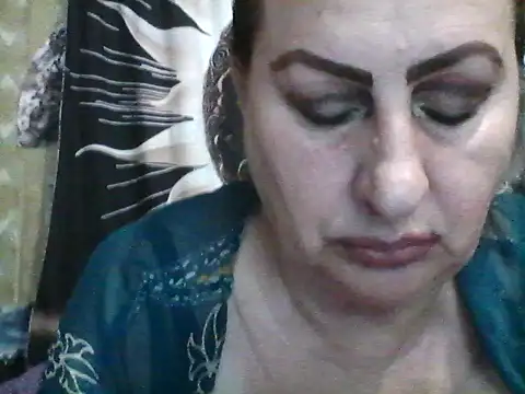 LoaqLovew online show from 07/25/26, 09:06