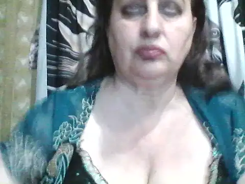LoaqLovew online show from 05/23/26, 07:40