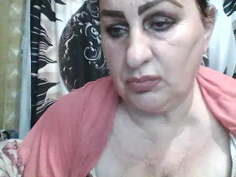 LoaqLovew online show from 06/22/26, 09:50