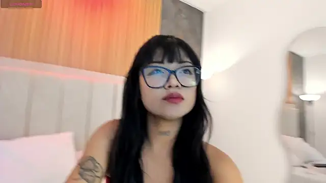 malory winehouse online show from 04/23/26, 11:38