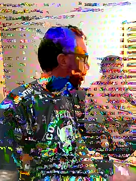 visualizechat online show from 05/05/26, 12:13