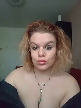 Maryquenn online show from 05/18/26, 08:30