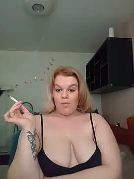 Snapshot of Maryquenn chatting on 06/02/26, 10:37 Maryquenn online show from 06/02/26, 10:37