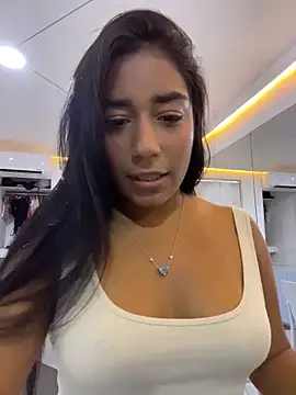 SaryJonex online show from 05/03/26, 01:15