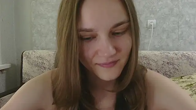 Snapshot of DolcezzaCream chatting on 06/30/26, 12:49 DolcezzaCream online show from 06/30/26, 12:49