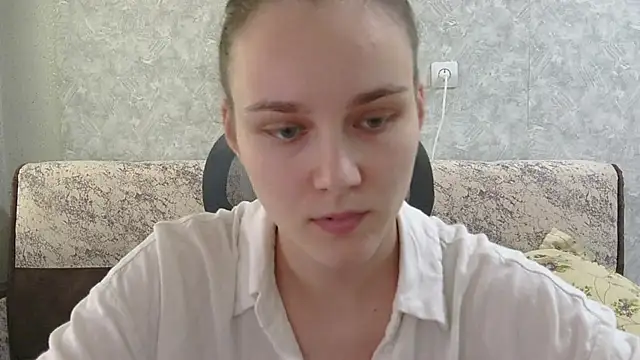Snapshot of DolcezzaCream chatting on 07/06/26, 01:18 DolcezzaCream online show from 07/06/26, 01:18
