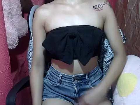 Snapshot of Horny_WetPussy chatting on 06/24/26, 06:50 Horny WetPussy online show from 06/24/26, 06:50