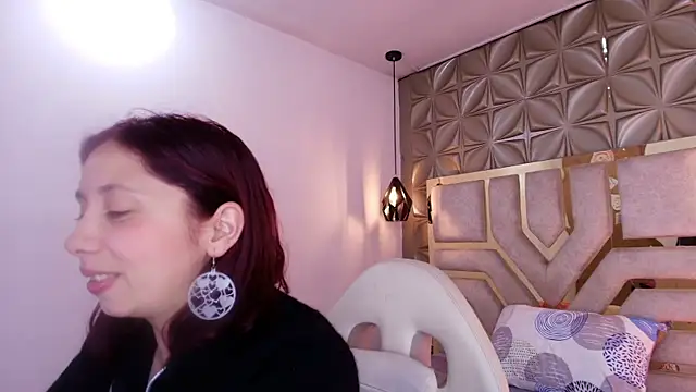 stephaniesun  online show from 05/18/26, 01:05