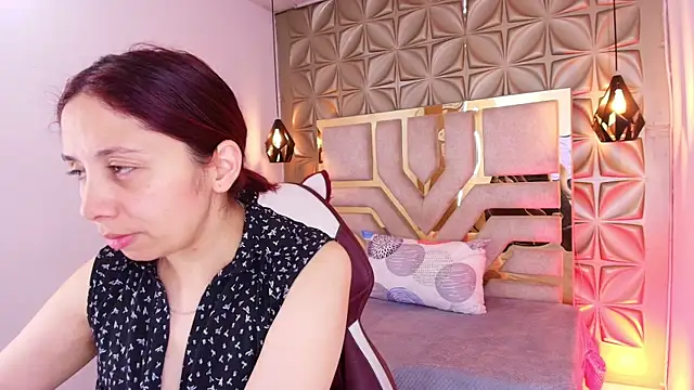 stephaniesun  online show from 06/13/26, 12:25