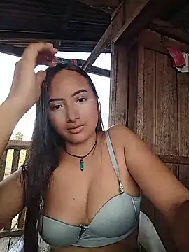 Snapshot of Soffia-zapata chatting on 06/12/26, 05:00 Soffia-zapata online show from 06/12/26, 05:00