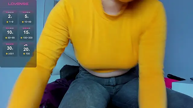 Valentina js online show from 07/10/26, 08:20
