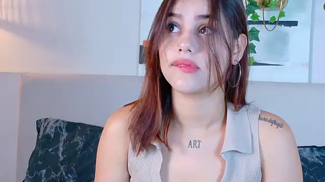 Snapshot of CuteWofy_ chatting on 06/03/26, 11:44 CuteWofy online show from 06/03/26, 11:44