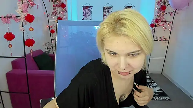 EndlessDreamm online show from 04/27/26, 09:40