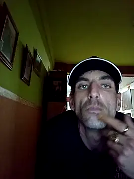 Reinventando el porno online show from 04/23/26, 02:51