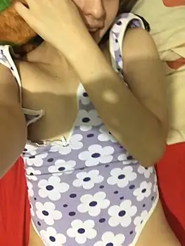 lolacute69  online show from 04/28/26, 09:19
