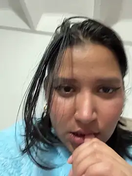 Sunshine Mila online show from 04/25/26, 01:08