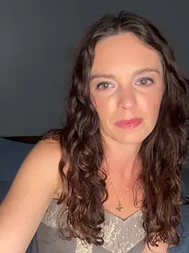 violette rose online show from 04/24/26, 11:51