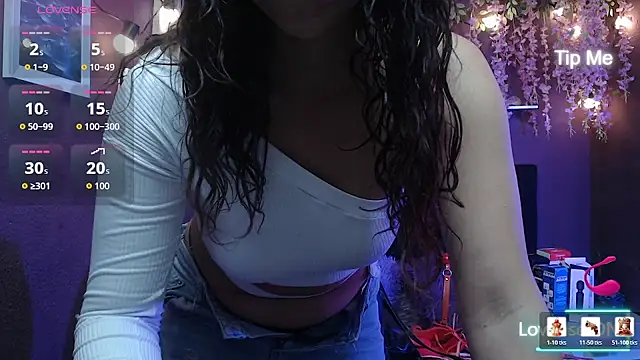 Snapshot of monik299 chatting on 06/01/26, 01:11 monik299 online show from 06/01/26, 01:11